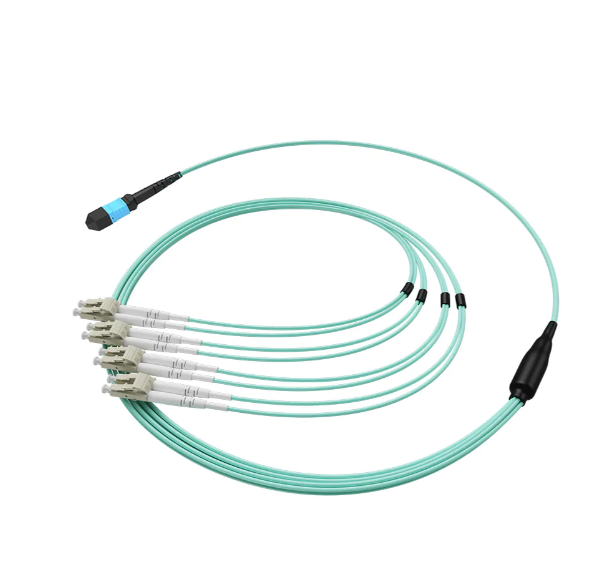 MPO/UPC-8LC/UPCconnectors, DPX, OM4, LSZH shell